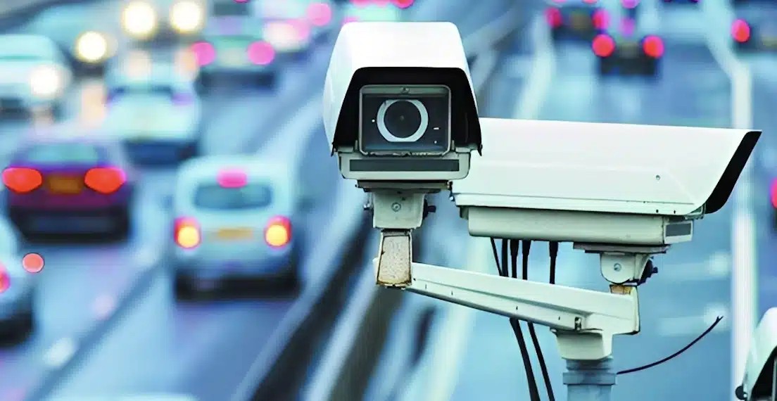 Έρχεται ο «ΟΔΥΣΕΑΣ»: Χιλιάδες κάμερες AI θα «σκανάρουν» οδηγούς και θα στέλνουν Kλnσεις στο κινητό – Κάμερες και για drones