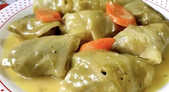 Νηστίσιμοι λαχανοντολμάδες με σάλτσα λεμονιού: Πως θα τους φτιάξετε