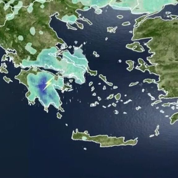 Καιρός: Μπόρες και καταιγίδες στην Αττική – Προϋποθέσεις για ισχυρά φαινόμενα