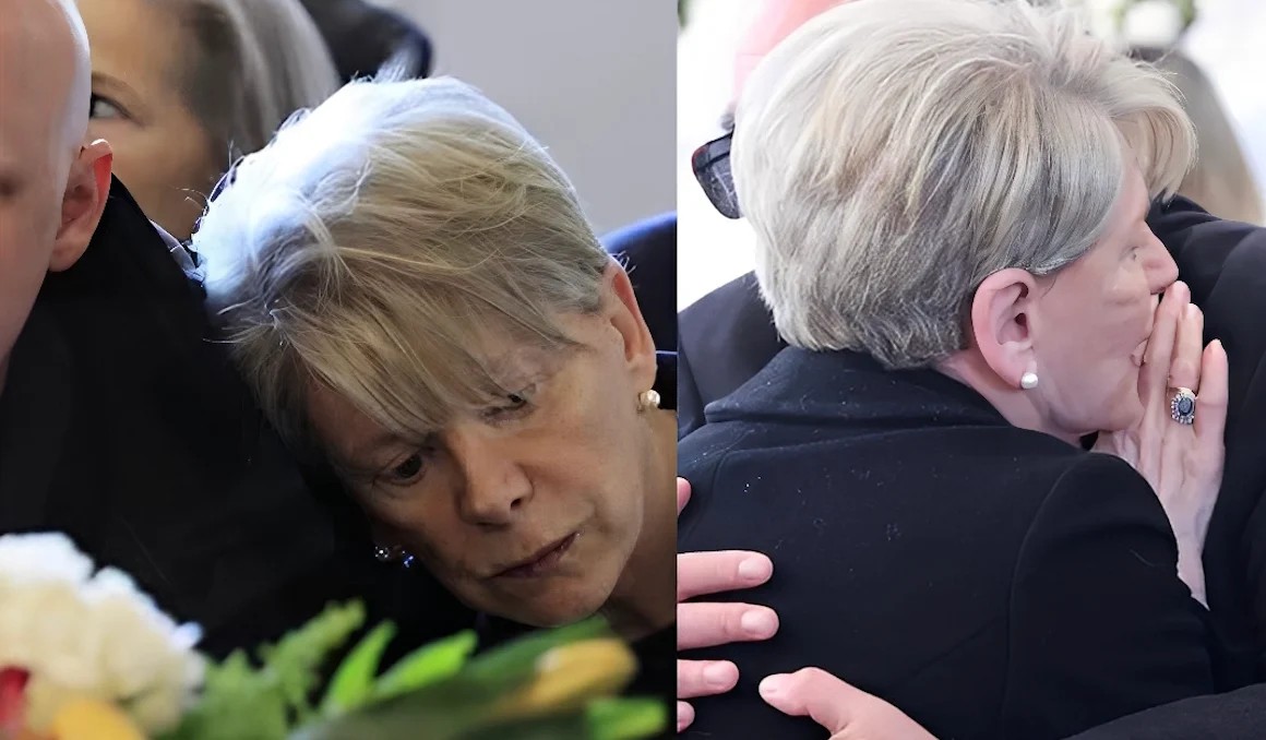 Θρήνος στην κηδεία της Σύλβα Ακρίτα – Συντετριμμένη η κόρη της, Έλενα Ακρίτα, στο πλευρό του γιου της