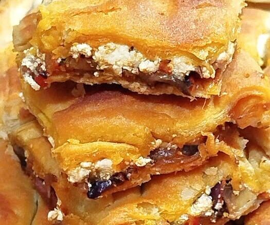 Την έφτιαξα το πρωί και ως το απόγευμα είχε εξαφανιστεί – η πιο νόστιμη και εύκολη πίτα που έχω δοκιμάσει