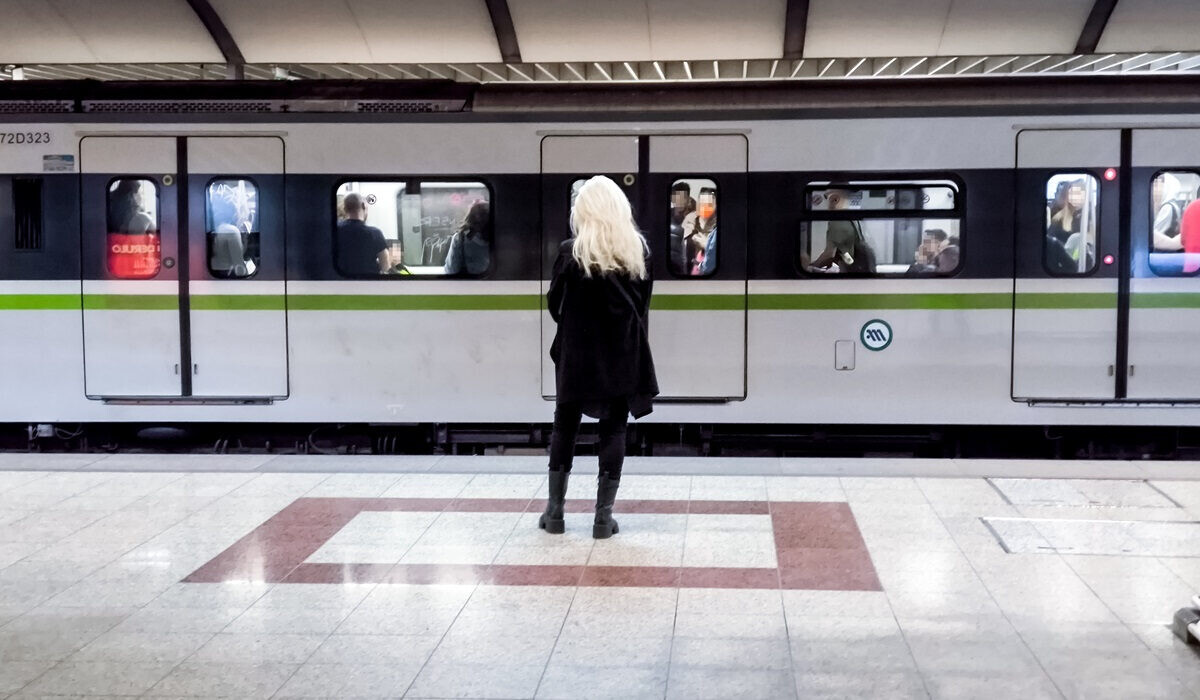 ΕΚΤΑΚΤΟ: ΣΥΝΑΓΕΡΜΟΣ ΤΩΡΑ ΣΤΟ ΜΕΤΡΟ – ΠΑΝΙΚΟΣ