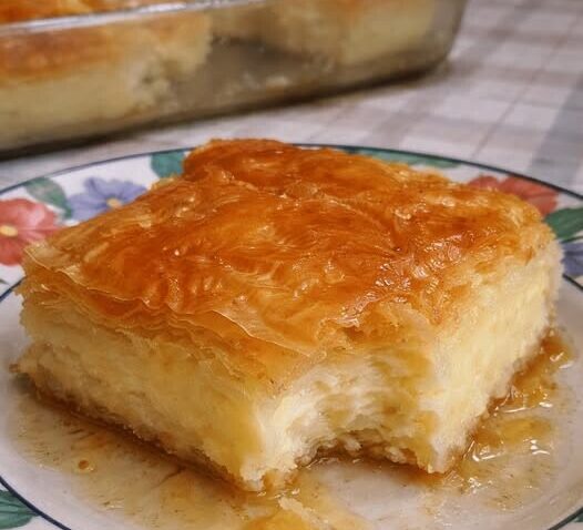 Γαλακτομπούρεκο παλιάς σχολής – δεν λασπώνει και κόβεται τέλεια