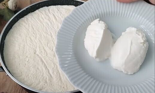 Σπιτικό γιαούρτι πηχτό σαν τυρί: Εύκολη συνταγή με 2 υλικά