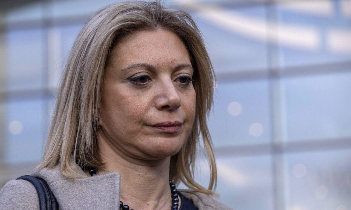 ΔΕΝ ΘΕΛΕΙ ΓΙΑΤΙ ΠΑΕΙ ΓΙΑ ΠΡΩΘΥΠΟΥΡΓΟΣ: ΑΥΤΟΣ ΠΡΟΣΕΓΓΙΣΕ ΤΗΝ ΚΑΡΥΣΤΙΑΝΟΥ ΚΑΙ ΤΗΣ ΕΤΑΞΕ ΜΕΧΡΙ ΚΑΙ…