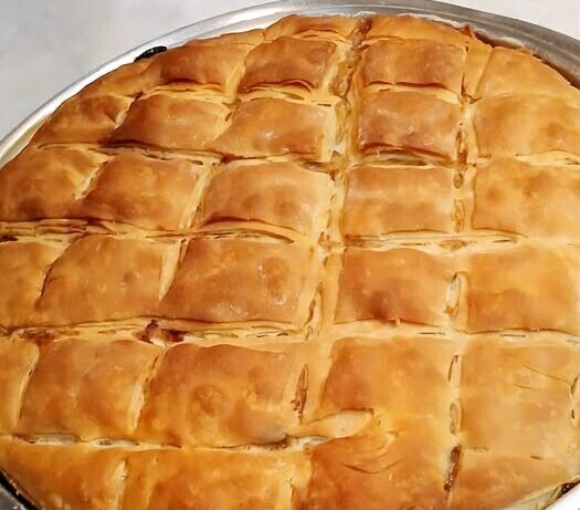 Σήμερα έφτιαξα μελιτζανόπιτα για την οικογένειά μου και έγινε ανάρπαστη – το μυστικό στη γέμιση