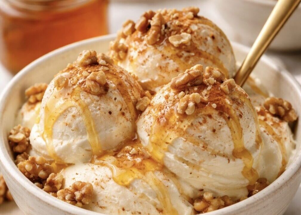 Το πιο εύκολο παγωτό στον κόσμο… μόνο με 2 υλικά! Ξέχνα τις πολύπλοκες συνταγές. Αυτό είναι το viral παγωτό που θα φτιάχνεις ξανά και ξανά