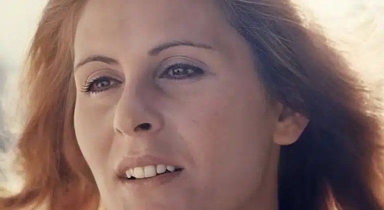 Πέθανε ξημερώματα στο γηροκομείο η πασίγνωστη λαϊκή τραγουδίστρια