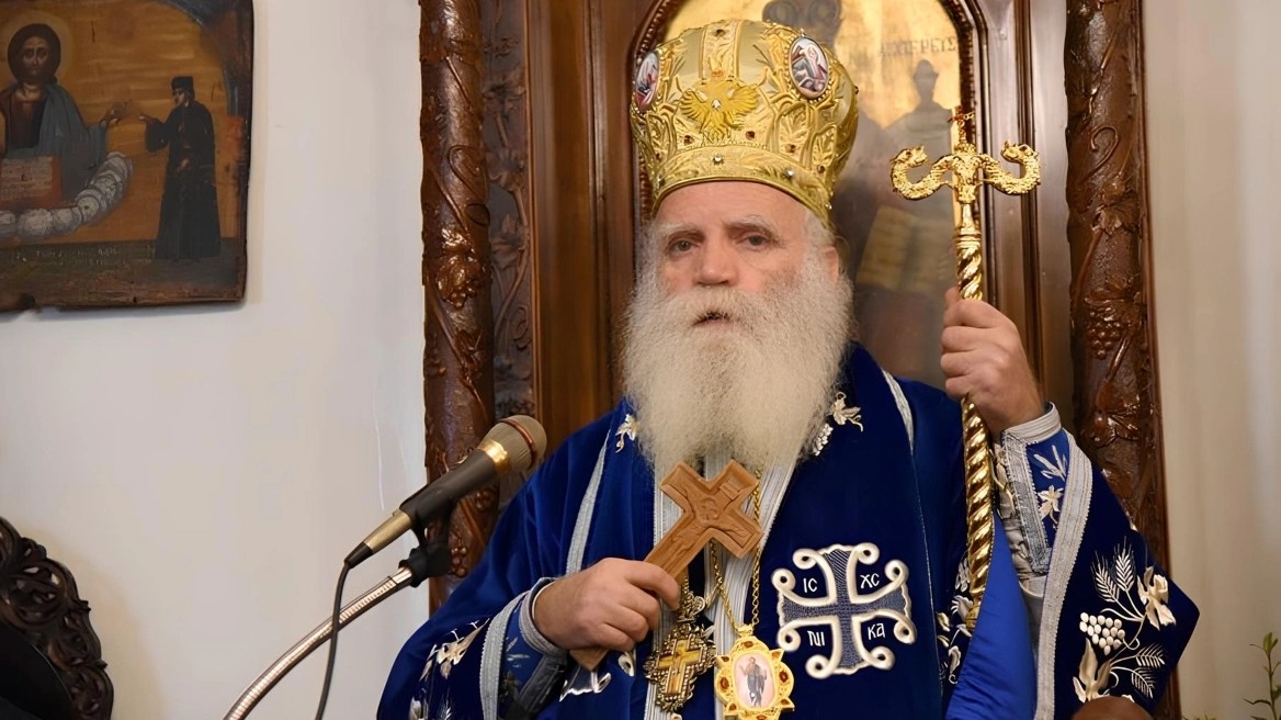 Μητροπολίτης δωρίζει σχεδόν όλη την αύξηση του μισθού του για στέγαση γιατρών και εκπαιδευτικών
