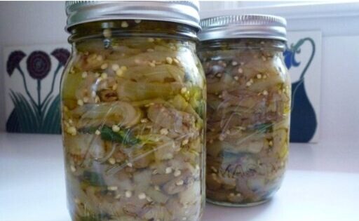 Μελιτζάνες τουρσί… το πιο νόστιμο συνοδευτικό που έχω πάντα στο ψυγείο!