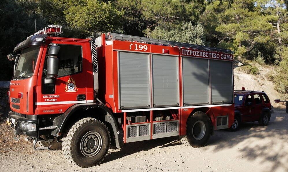 ΕΚΤΑΚΤΟ: Μεγάλη φωτιά τώρα στη χώρα μας – Δίνουν μάχη 6 εναέρια μέσα