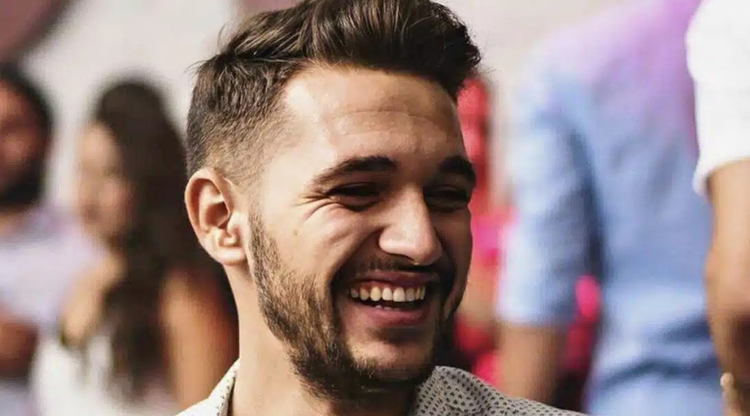 Θρήνος για τον 27χρονο Θοδωρή – Τον έψαχνε για ώρες η αδερφή του – Η τραγική ειρωνεία με την απώλεια της μητέρας του