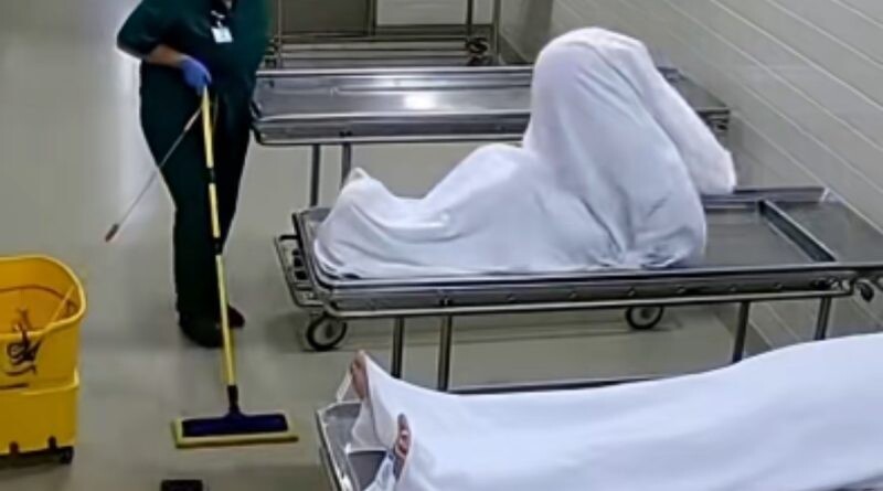 Γιατί οι νεκροί κινούνται μετά τον θάνατό τους; Μπορούν μέχρι και να σηκωθούν όρθιοι