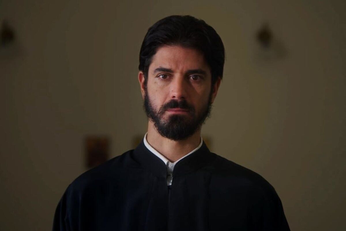 Άγιος Έρωτας: Το κρυφό παιδί του πατρός Νικόλαου