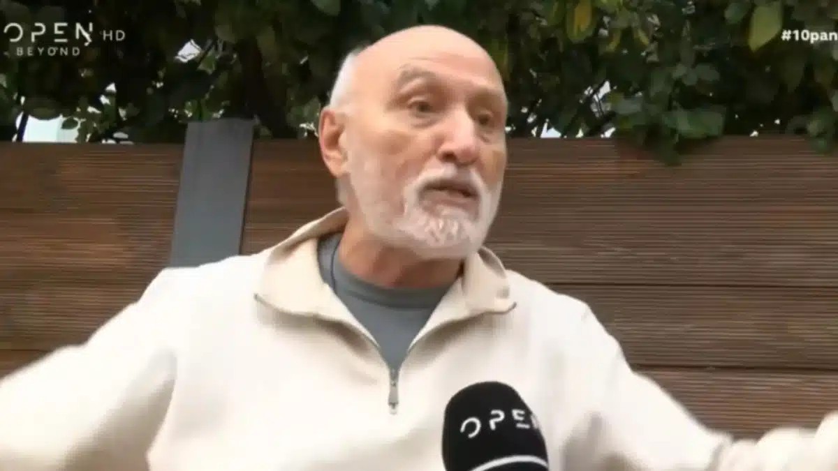 Όλα παραδέχονται έναν Έλληνα πολίτη από τη Βάρη – Είπε για την κυβέρνηση και την τοπική αυτοδιοίκηση αυτά που δεν τόλμησε κανείς για την κακοκαιρία