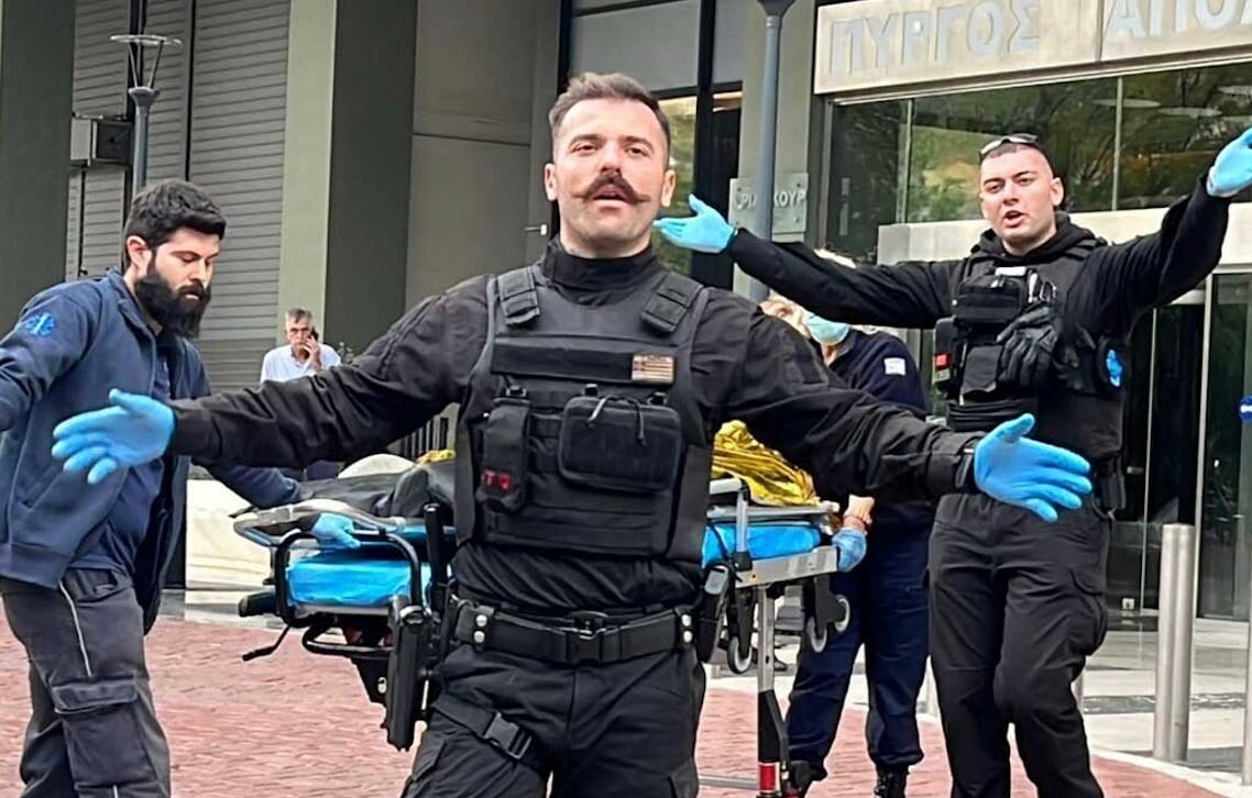 Από καφέ στον 24ο όροφο του πύργου «Απόλλων» έπεσε ο 44χρονος – Κι άλλη Auτoκτoviα πριν από 6 μήνες