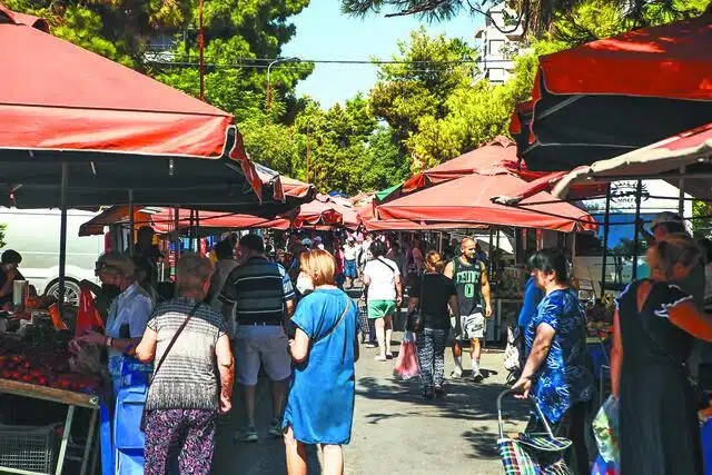 Αγίου Πνεύματος: Ανοιχτές ή κλειστές οι λαϊκές αγορές τη Δευτέρα 1 Ιουνίου;