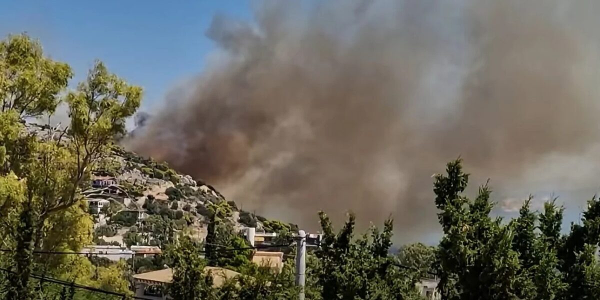 ΕΚΤΑΚΤΟ: Φωτιά τώρα στην Αττική – Απανωτά 112 για εκκένωση, διακοπή κυκλοφορίας