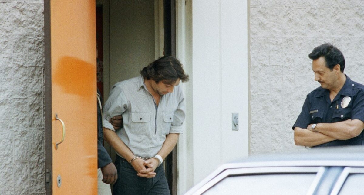 Πασχαλιάτικο Μακελειό: Δολοφόνησε τη μάνα του και άλλους 10 συγγενείς του μέσα σε 5 λεπτά (video)