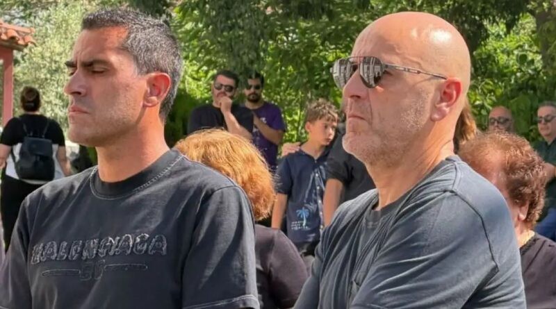 Κηδεία Παρασκευά Άντζα: Βαρύ πένθος και οδύνη στη Δράμα – «Σκεφτόταν πάντα τους άλλους ακόμα και στην κατάσταση που ήταν»