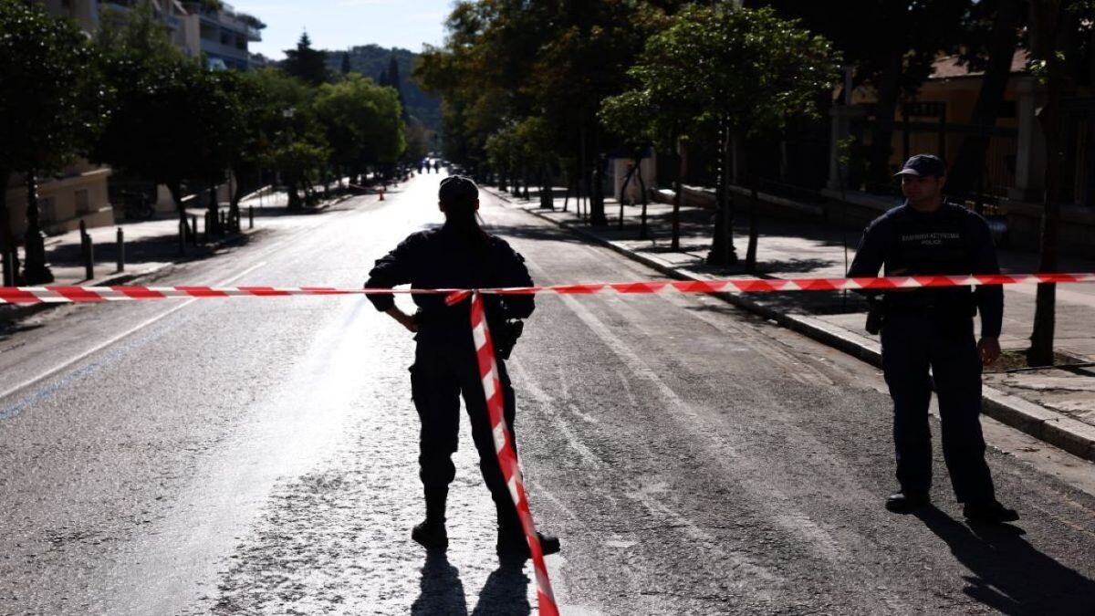 ΕΚΤΑΚΤΟ: Διακοπή κυκλοφορίας τώρα στο κέντρο της Αθήνας – Τεράστιο πρόβλημα