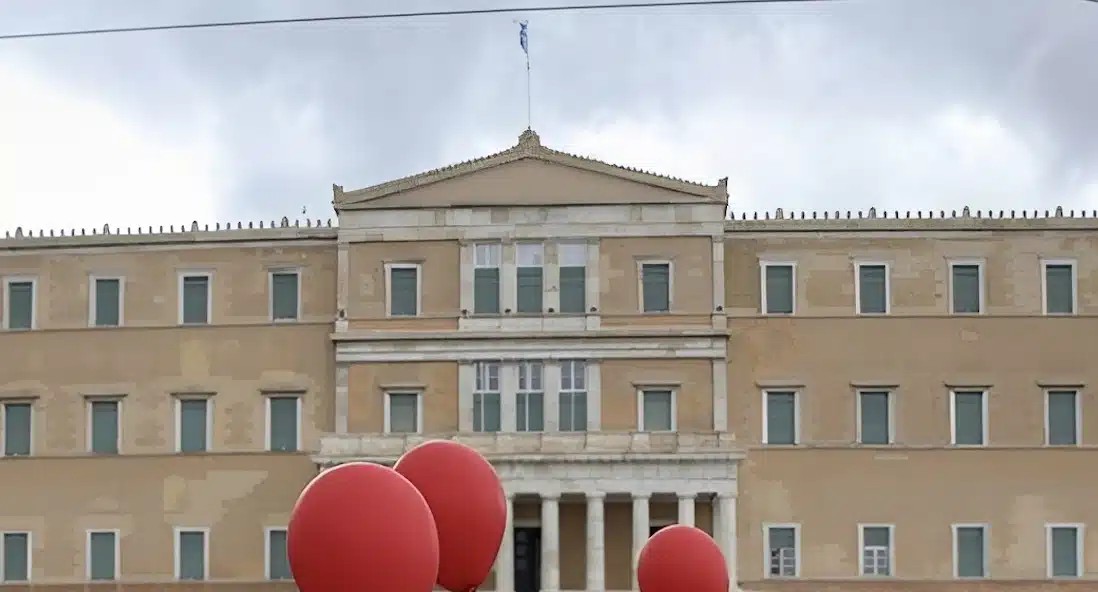 Παραλύει η χώρα: Ποιοι συμμετέχουν στην απεργία της ΑΔΕΔΥ για τα Τέμπη – Κλειστό το κέντρο