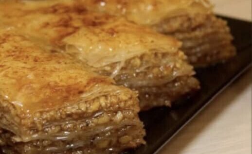 Μπακλαβάς με διπλό σιρόπι: παραδοσιακή συνταγή που πετυχαίνει πάντα