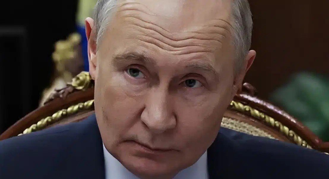 ΑΥΣΤΗΡΗ ΑΝΑΚΟΙΝΩΣΗ ΠΟΥΤΙΝ ΓΙΑ ΤΟΝ ΠΟΛΕΜΟ ΣΤΗΝ ΜΕΣΗ ΑΝΑΤΟΛΗ