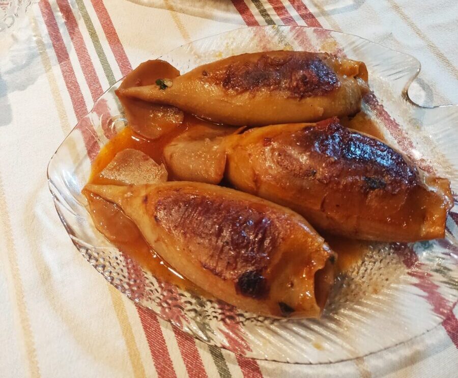 Σαρακοστή χωρίς αυτά δεν γίνεται – καλαμαράκια γεμιστά όπως πρέπει