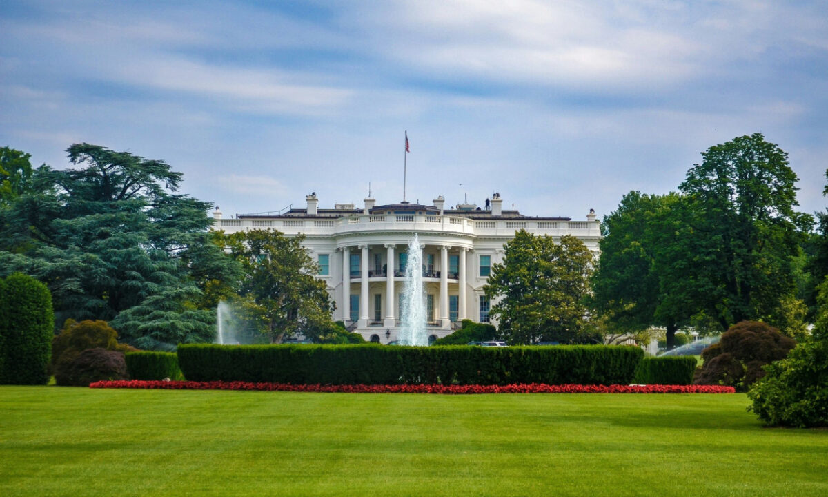 ΕΚΤΑΚΤΟ: Συναγερμός ΤΩΡΑ στον Λευκό Οίκο