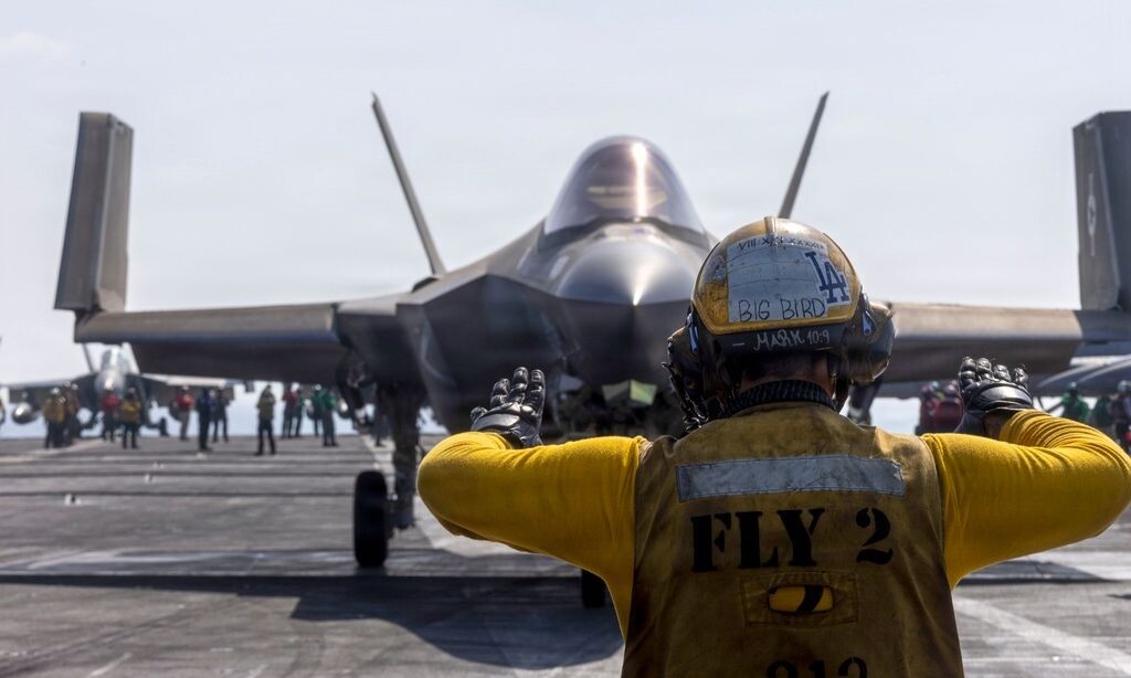 Έκτακτο: Χτυπήθηκε από πύραυλο το F35