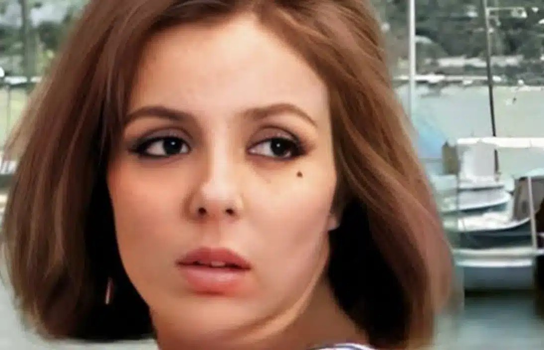 Πέθανε ξεχασμένη και μονή στο σπίτι της στην Αθηνά με οικονομικά προβλήματα πασίγνωστη ηθοποιός