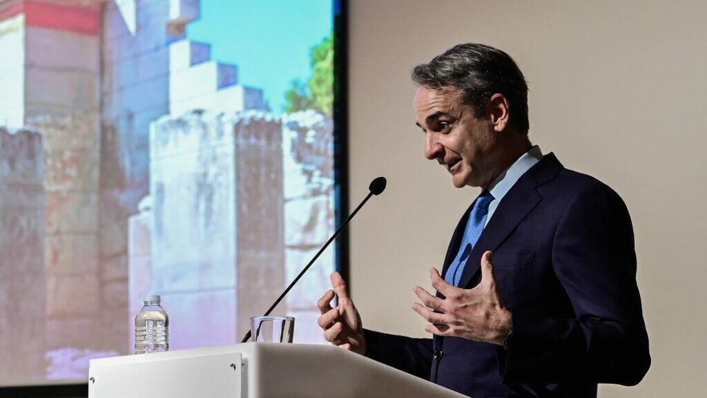 Δεν επιστρέφει το δώρο Χριστουγέννων: Ποιο οικονομικό μέτρο θα εξαγγείλει η ΝΔ ενόψει εκλογών