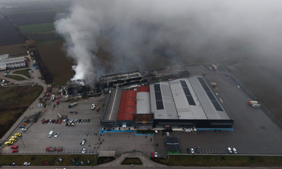 Βιολάντα: Δύο από τις νεκρές βρέθηκαν αγκαλιασμένες κάτω από τα συντρίμμια του εργοστασίου