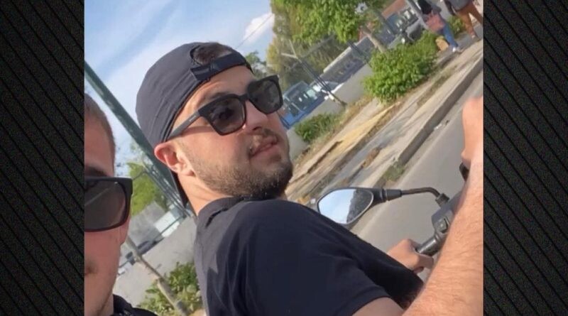 Δεν φορούσε κράνος ο 23χρονος που σκοτώθηκε σε τροχαίο στα Γλυκά Νερά – Συντετριμμένη η οικογένειά του