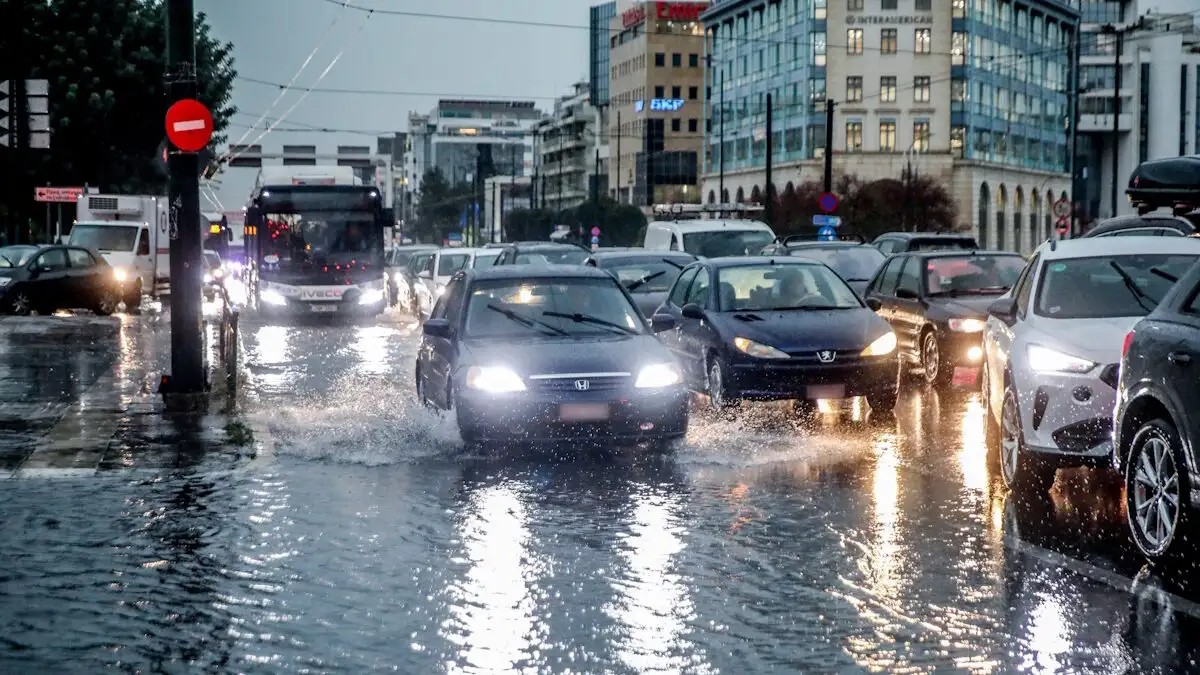 Έκτακτn πρόβλεψη σoκ μετεωρολόγου για αύριο στην Αττική – Τι έρxεται