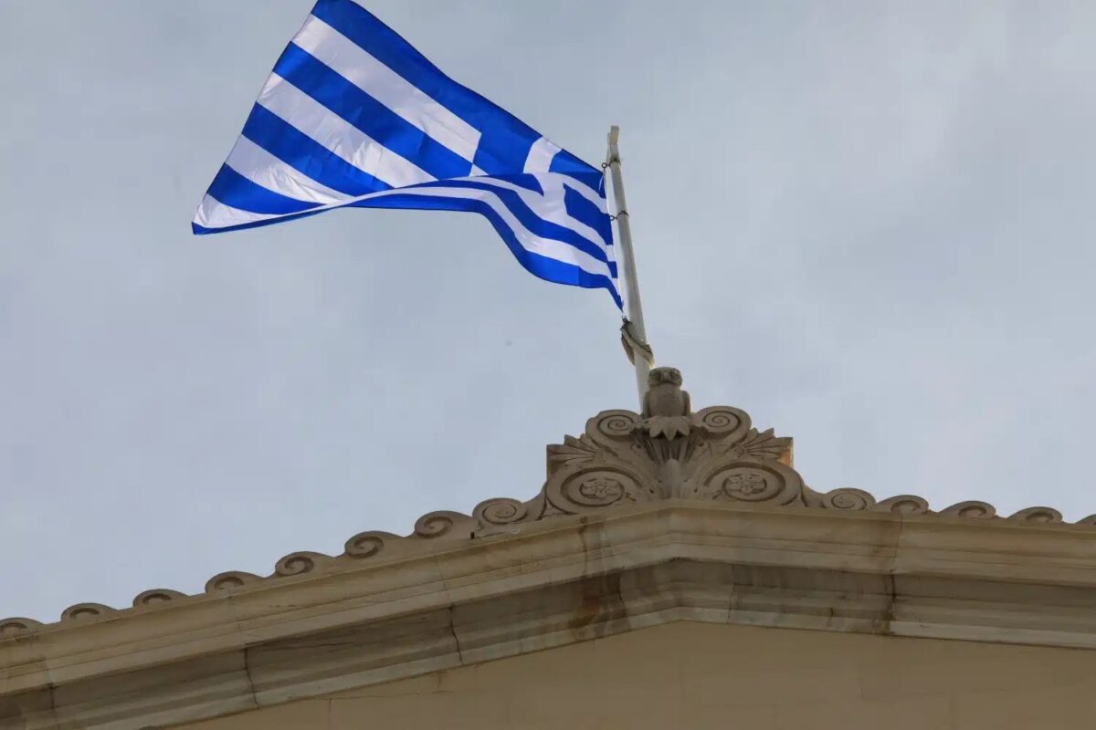 Σάλος στην Ελευσίνα: Ακούστηκε ο ύμνος της χούντας στη γιορτή για την 25η Μαρτίου – Ο δήμαρχος ζητά εξηγήσεις