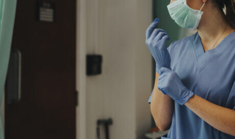 Γεμίζει τα νοσοκομεία: Τα δυο χαρακτηριστικά συμπτώματα που φωνάζουν ότι έχεις κολλήσει γρίπη Α