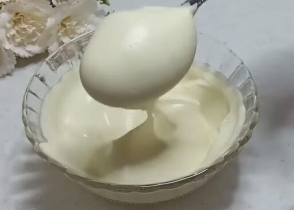 Με τα αυγά που περίσσεψαν έφτιαξα αυτή τη μαγιονέζα και έγινε ανάρπαστη