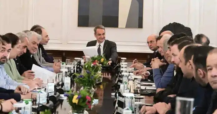 ΕΚΤΑΚΤΗ ΕΙΔΗΣΗ: ΜΗΤΣΟΤΑΚΗΣ ΓΙΑ ΑΓΡΟΤΕΣ