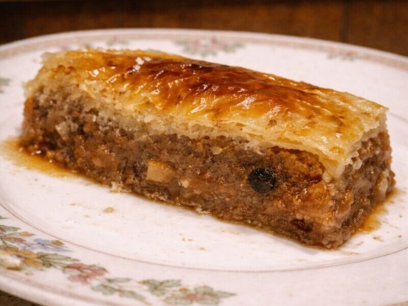 Η σιροπιαστή κολοκυθόπιτα της γιαγιάς που δεν μένει ούτε κομμάτι