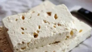 Κίνδυνος – θάνατος: Δείτε τι παθαίνει η καρδιά αν τρώτε τυρί φέτα κάθε μέρα