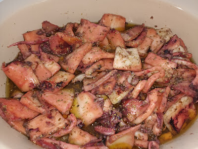 Ο πιο εύκολος μεζές με καλαμαράκια – χωρίς τηγάνι, χωρίς κόπο