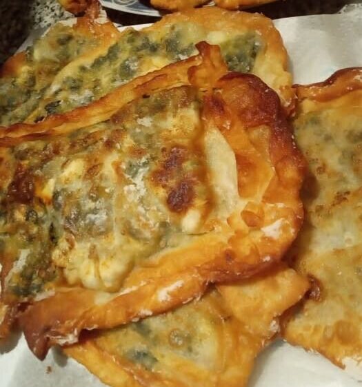 Παραδοσιακά κατιμέρια με σπανάκι και φέτα – Τραγανά απέξω, ζουμερά μέσα