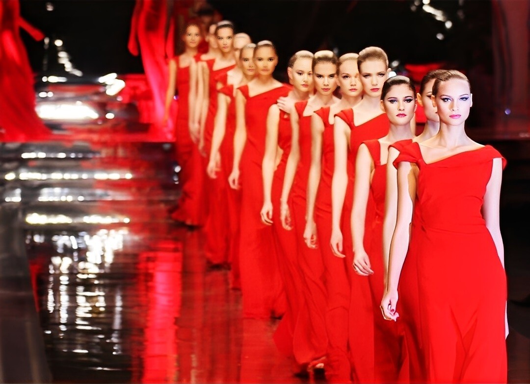 EKTAKTO – ΠEΘANE ΠΑΣΙΓΝΩΣΤΟΣ ΣΧΕΔΙΑΣΤΗΣ ΜΟΔΑΣ