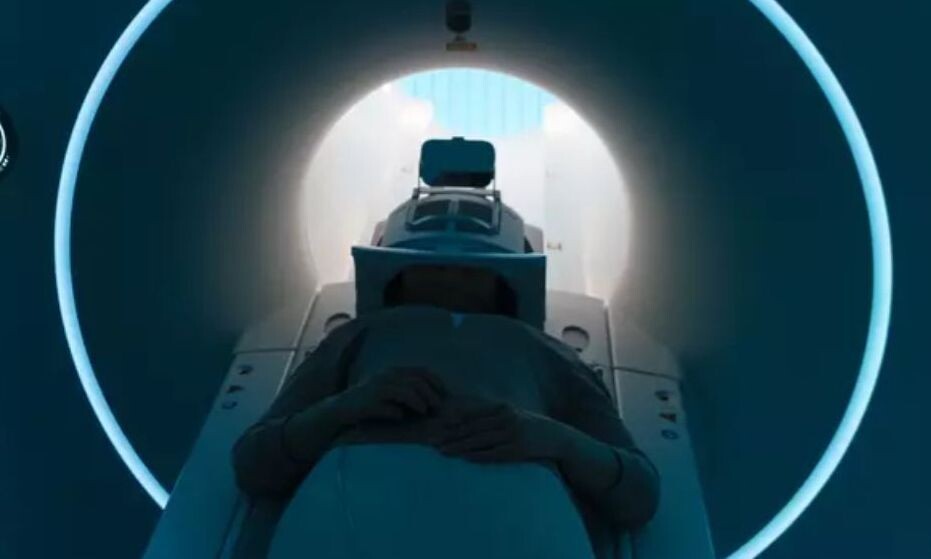 Ογκολόγος αποκαλύπτει 2 συμπτώματα καρκίνου που σημαίνουν ότι πρέπει να επισκεφθείτε άμεσα γιατρό