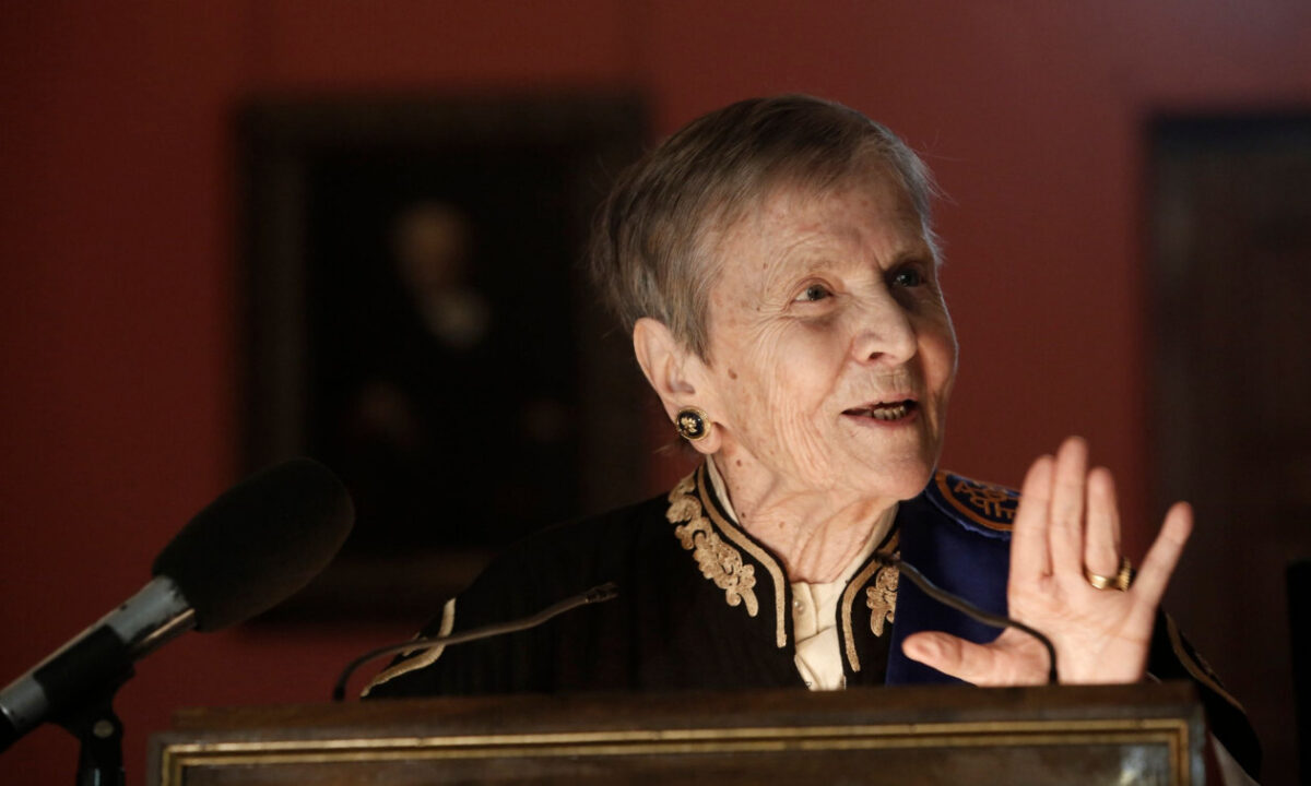 Θρήνος στην Ελλάδα: Πέθανε η Ελένη Γλύκατζη-Αρβελέρ