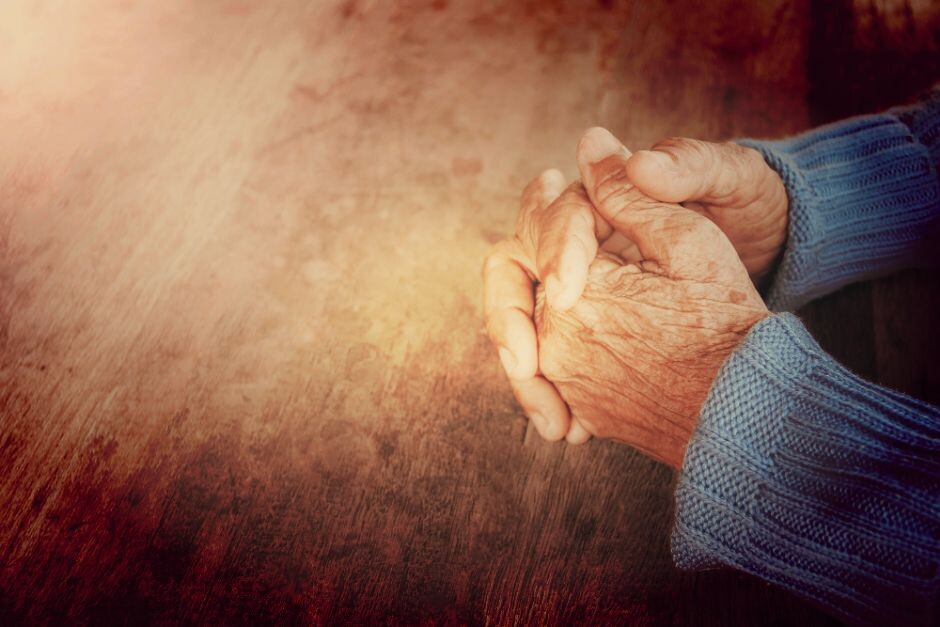 Θεσσαλονίκη: Auτoς είναι ο λόγος που αθωώθηκε η 77χρονη που ξuλoκoπnσε τον σύζυγό της