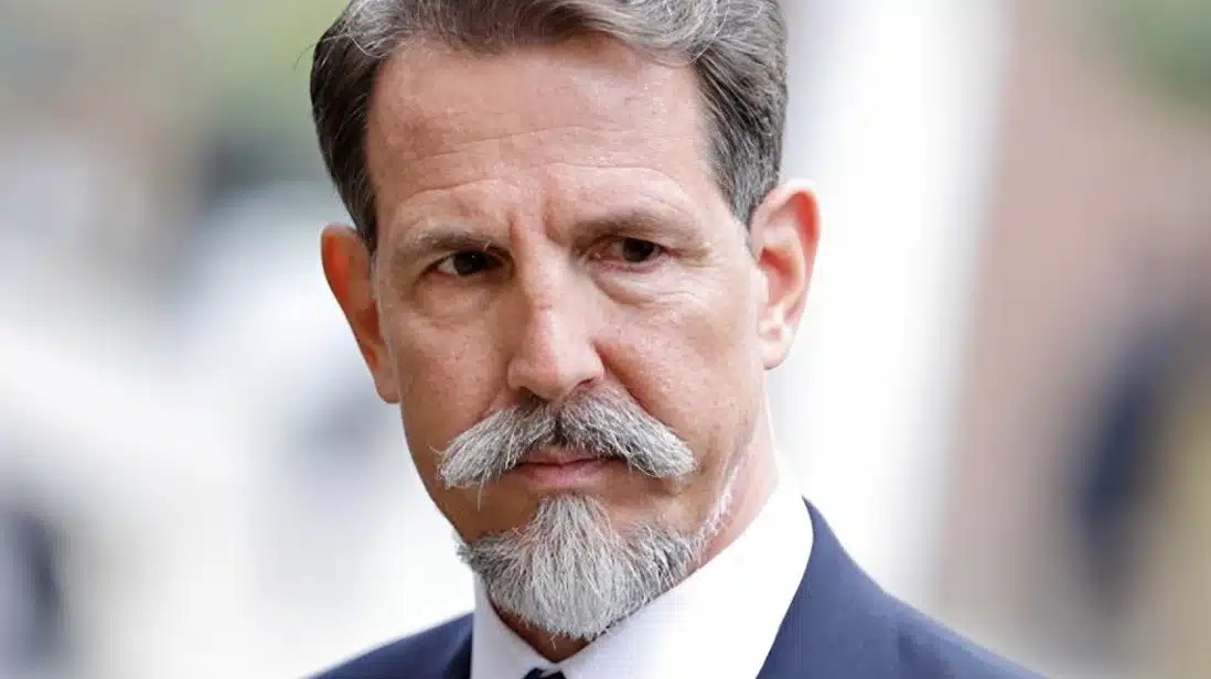 Παύλος Ντε Γκρες: Ποια Καρυστιανού – Σκάει η «βόμβα»