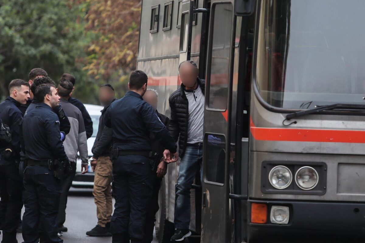 Ποινή «βόμβα » για τον πρώην αστυνομικό της βουλής